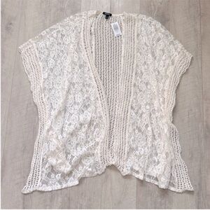 NWT Torrid Chenille and Lace Open Front Kimono Sz 1X/2X